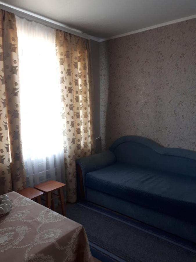 Hotel Gostynnyi Dvir Sharhorod Exterior foto