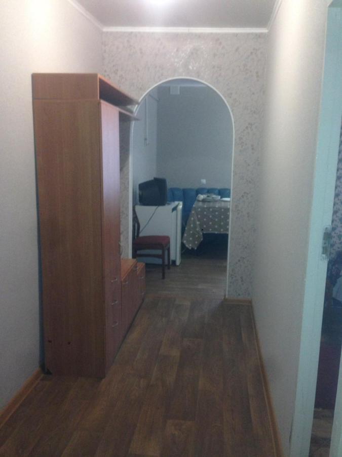 Hotel Gostynnyi Dvir Sharhorod Exterior foto